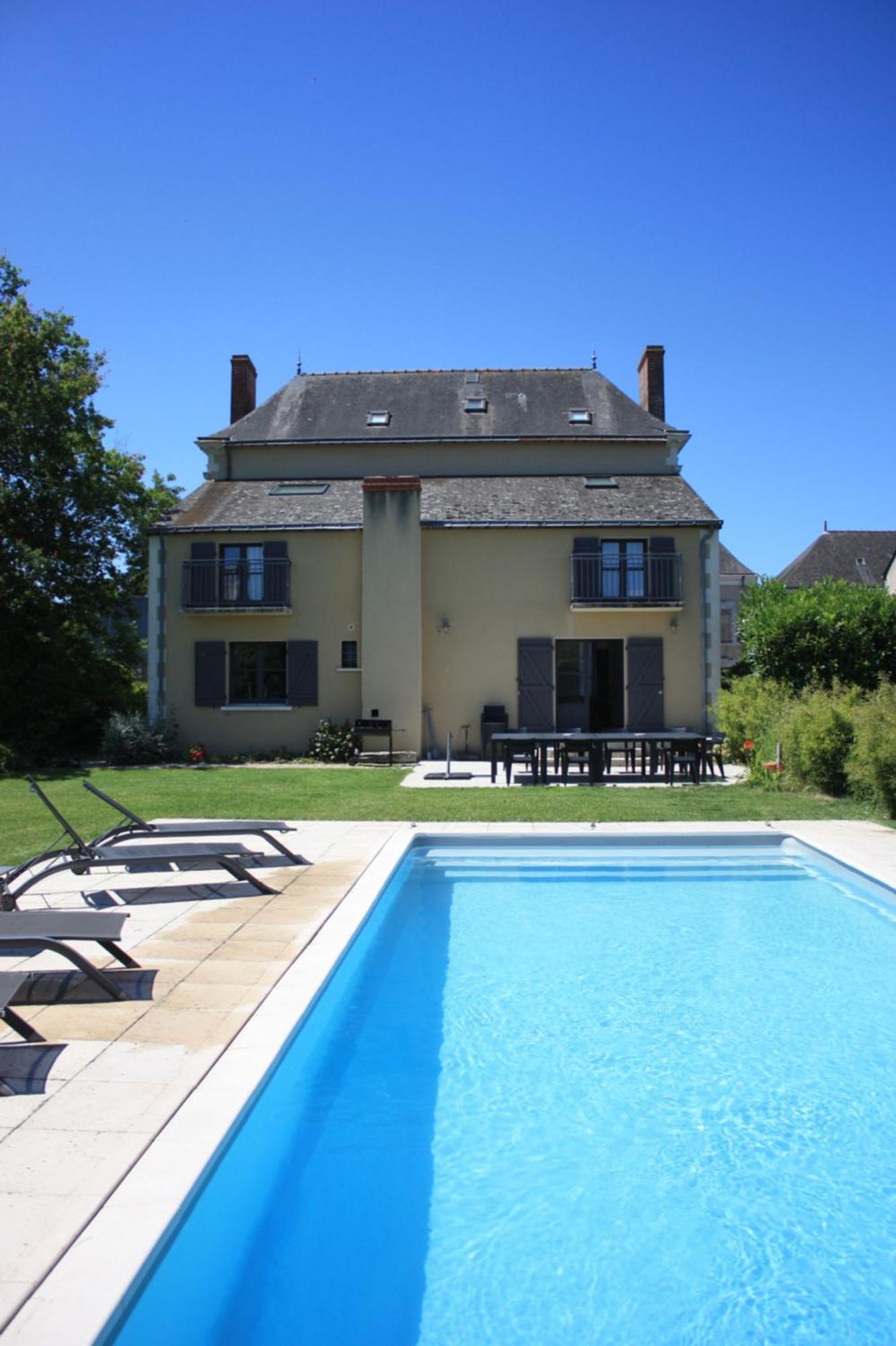 Cheviré-le-Rouge Villa Le Printemps, Maison 15 Pers Avec Piscine מראה חיצוני תמונה