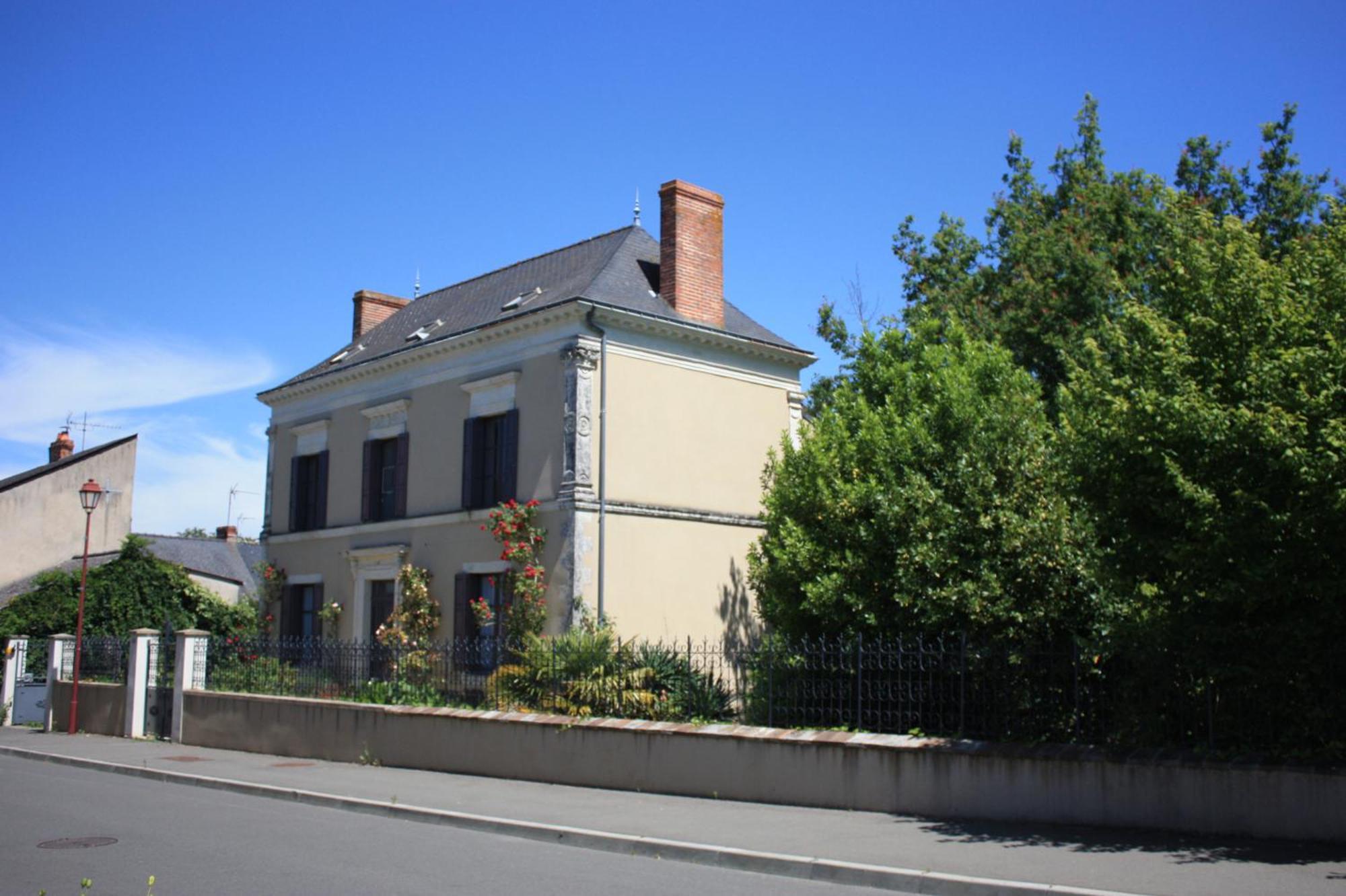 Cheviré-le-Rouge Villa Le Printemps, Maison 15 Pers Avec Piscine מראה חיצוני תמונה
